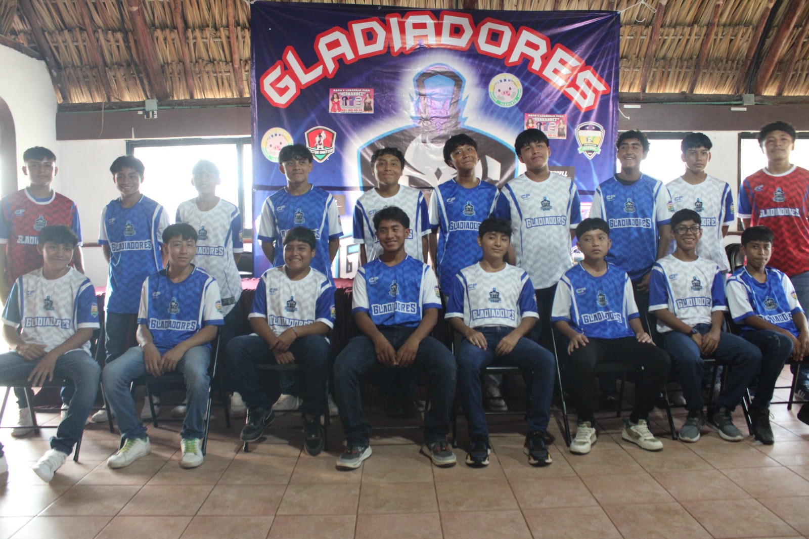 GLADIADORES