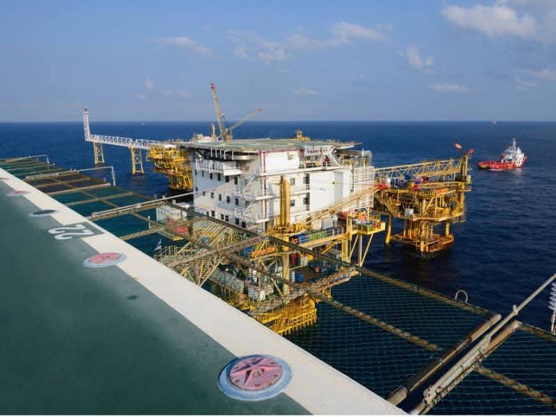 PETROLEROS