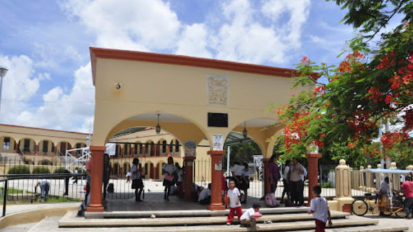 ESCUELAS