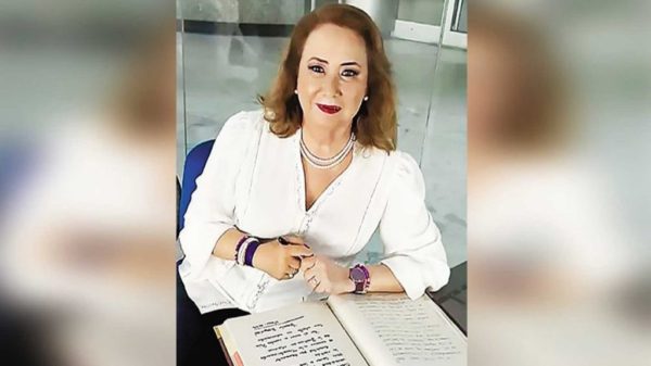 Yasmín Esquivel