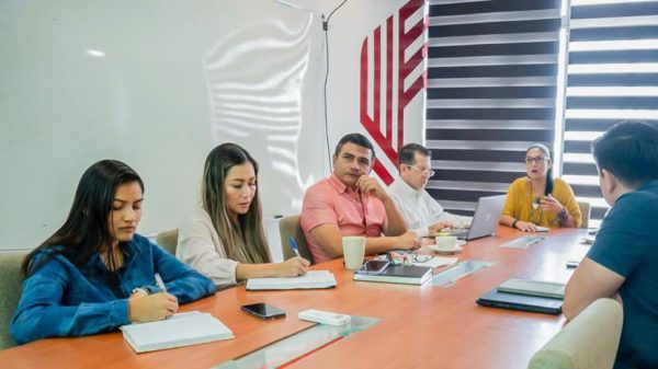 REUNIÓN