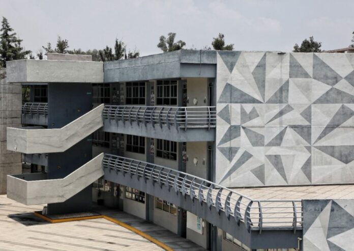 Universidad Rosario Castellanos