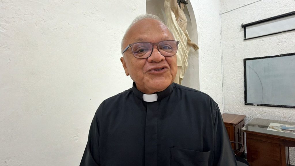 Padre Mena