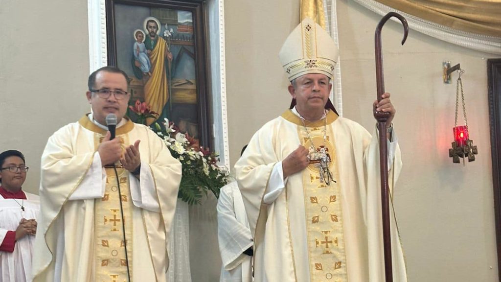 MONSEÑOR