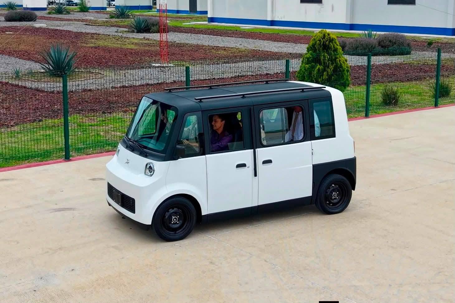AUTO ELÉCTRICO