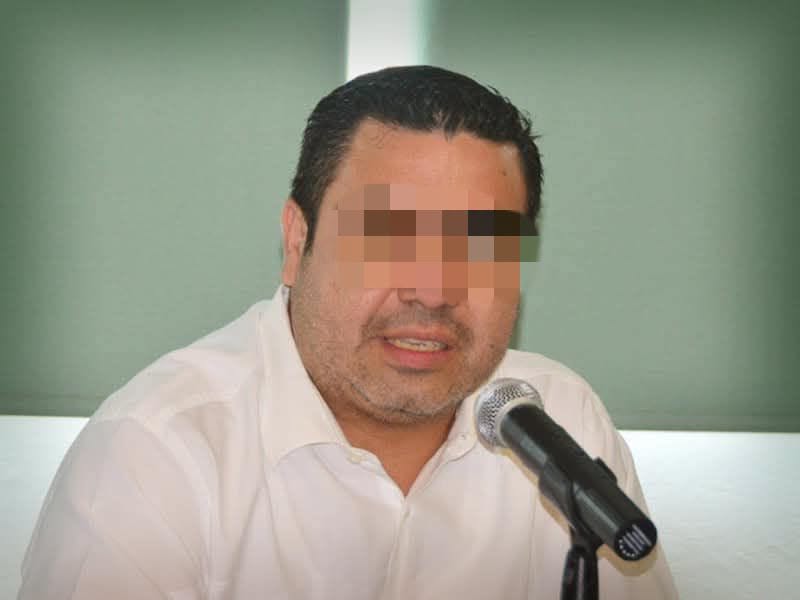 EX SECRETARIO
