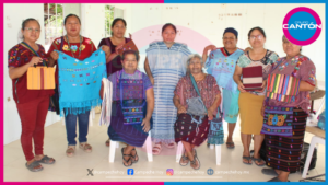 Grupo de artesanas "Mi Mundo de Colores Laureles"