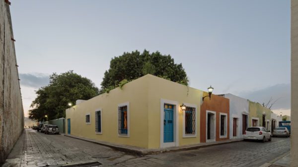 HOSPEDAJE