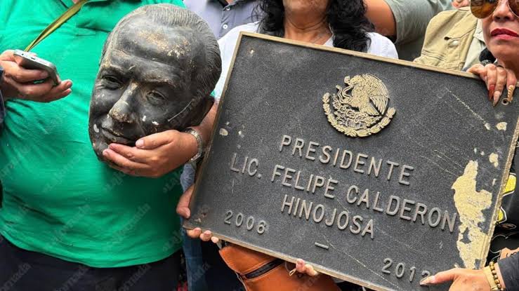 CALDERÓN